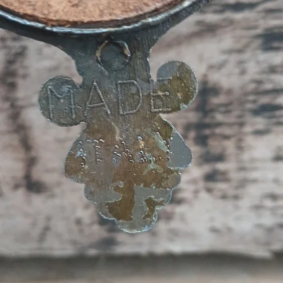 Vintage (2) Brass Oval Wall Decor - Picture 7 of 8